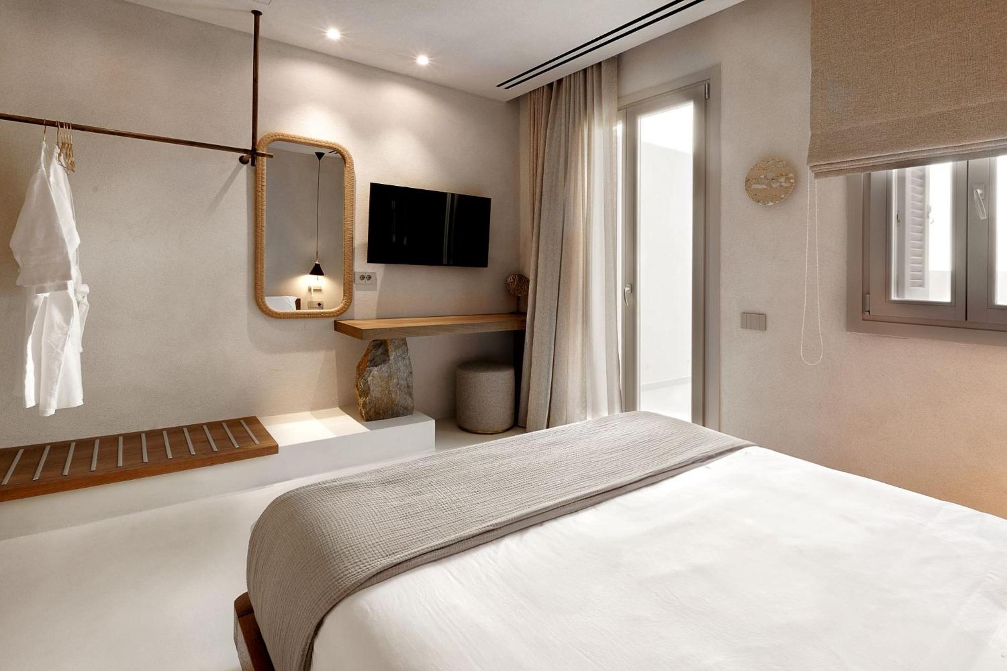 Yfes Hotel Китнос Екстериор снимка