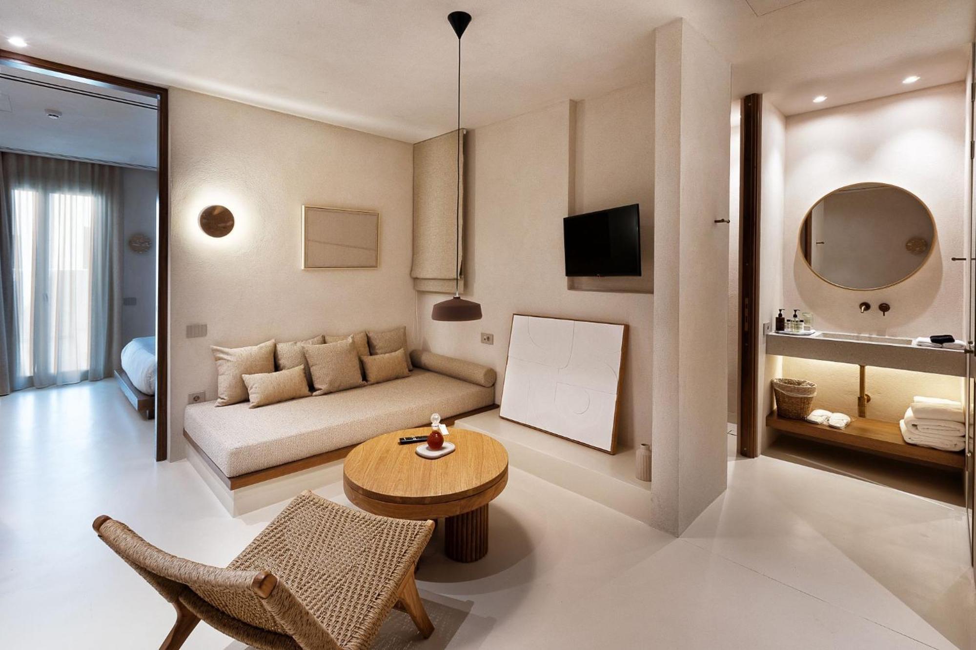 Yfes Hotel Китнос Екстериор снимка
