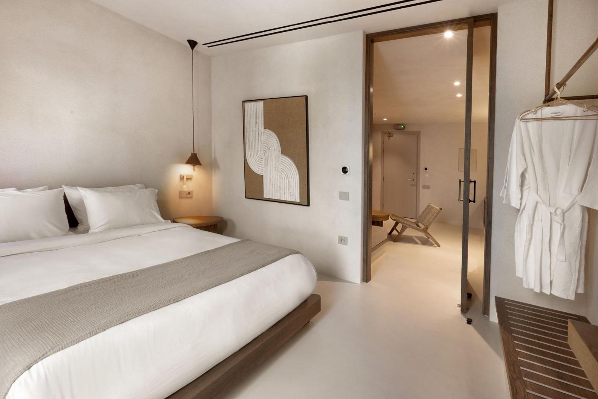 Yfes Hotel Китнос Екстериор снимка