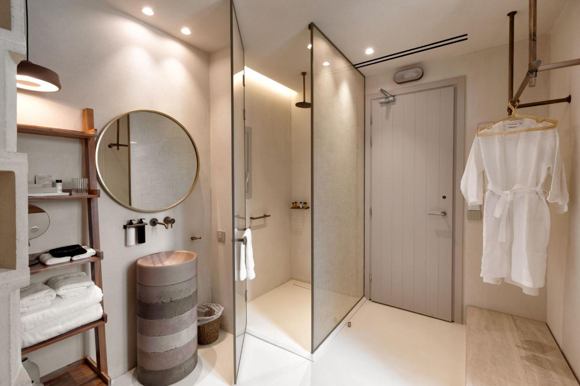 Yfes Hotel Китнос Екстериор снимка