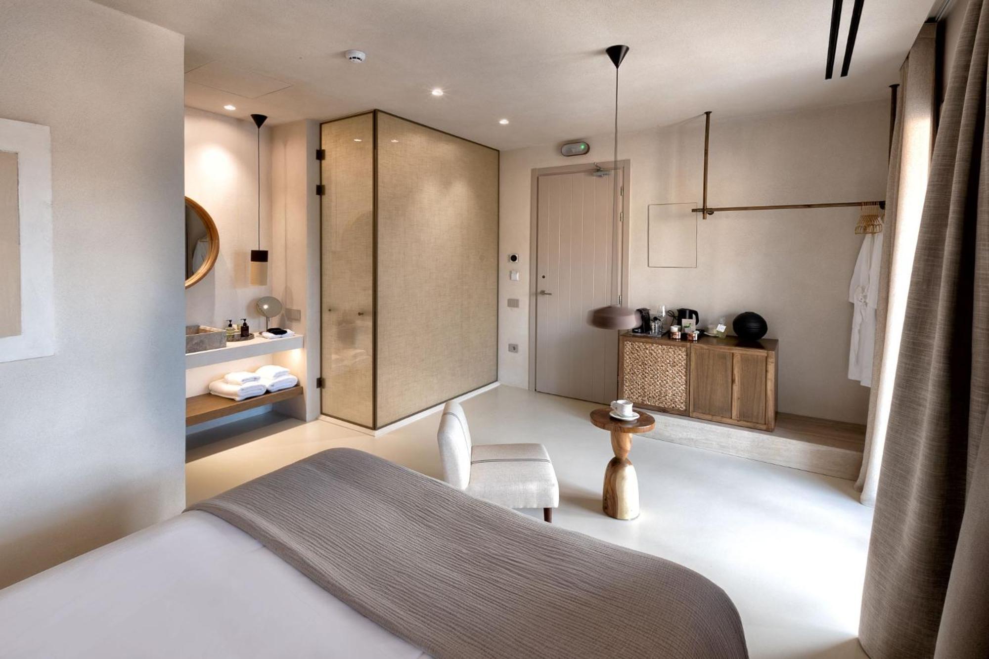 Yfes Hotel Китнос Екстериор снимка